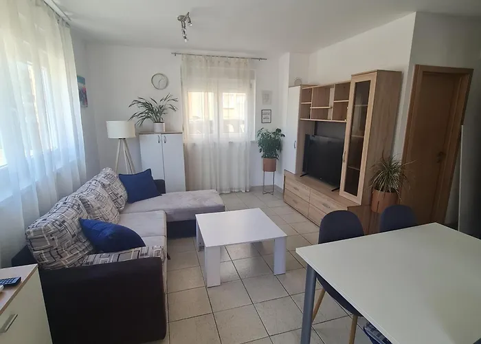 Elena With Free Parking And Terrace Lejlighed